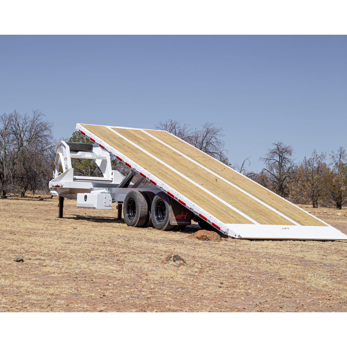 Horizon FHS Split Tilt Flatdeck Trailer
