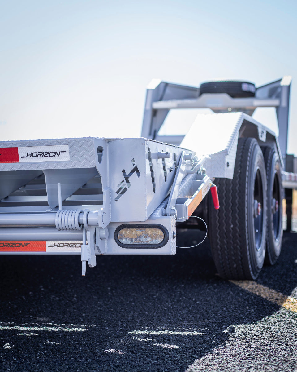 Horizon HEH Equipment Trailer