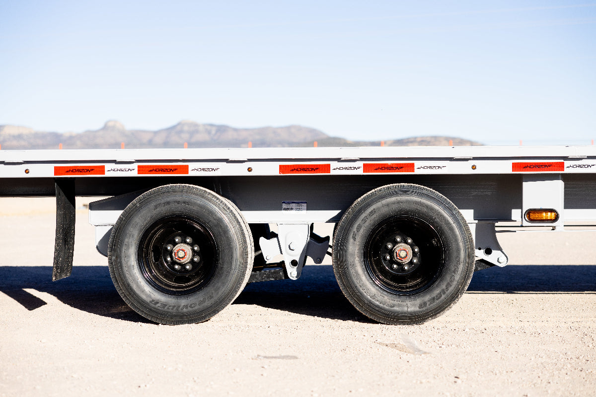 Horizon FFH Full Tilt Flatdeck Trailer